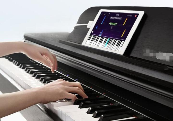 一秒學(xué)會彈琴、還可以打游戲、跟鋼琴聊天 | 快樂學(xué)琴、快速學(xué)琴成真_科技_網(wǎng)
